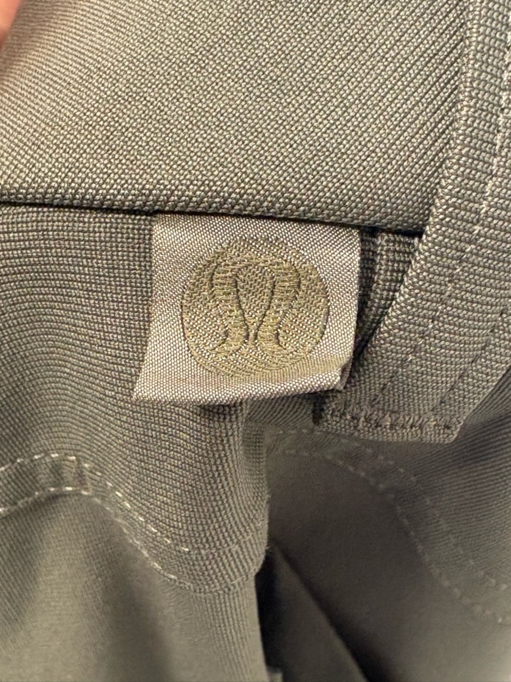 Lululemon ABC Slim Fit 5 Pocket Pant 30” L. Waist Size 32. Army Green - Picture 3 of 3